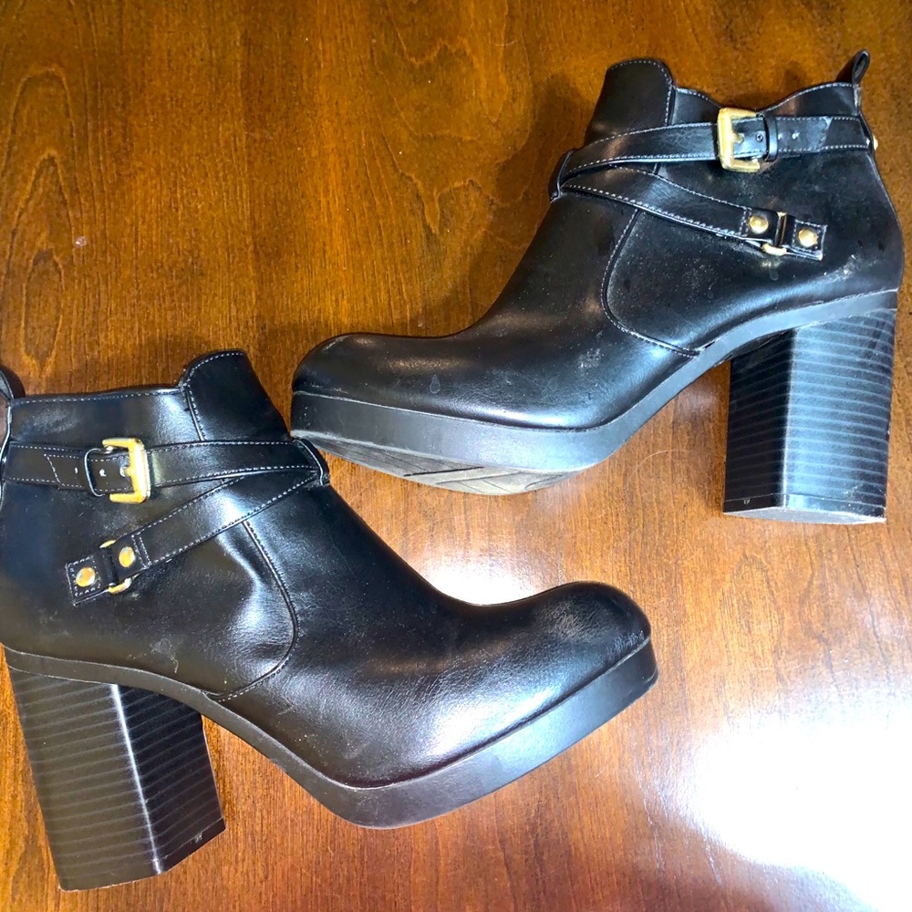Healed boots